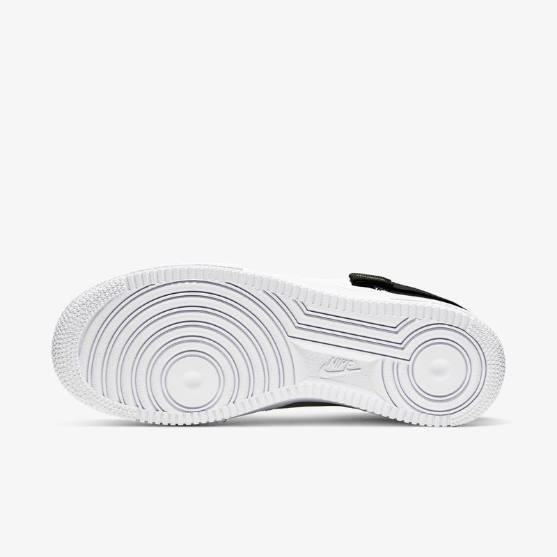 air force 1 low type white black